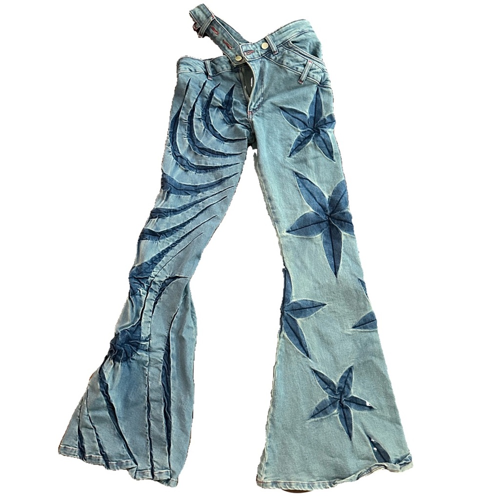 Artistic Blue Floral Women's Flare Jeans